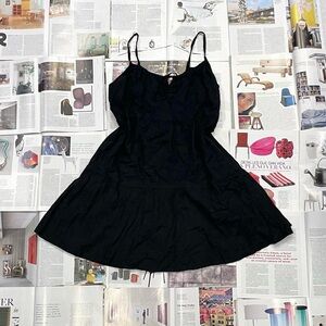 Old Navy black keyhole spaghetti strap cami sundress size S/M